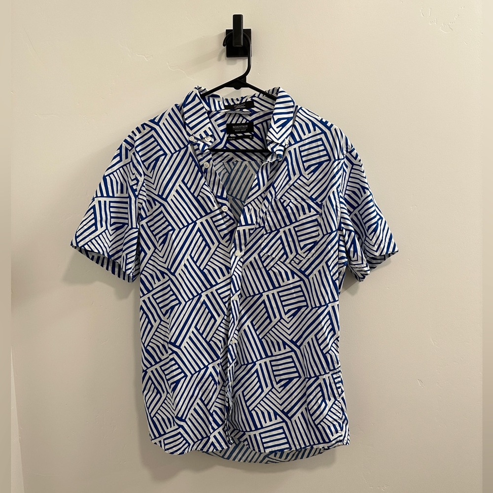 FUN shortsleeved button down